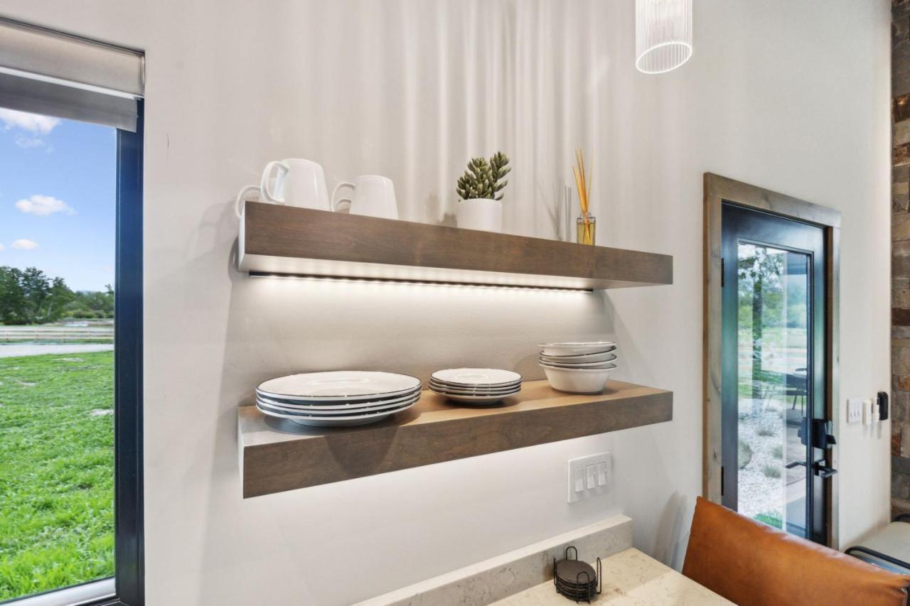 Hamilton Mara Luxury Cabin- Maple מראה חיצוני תמונה
