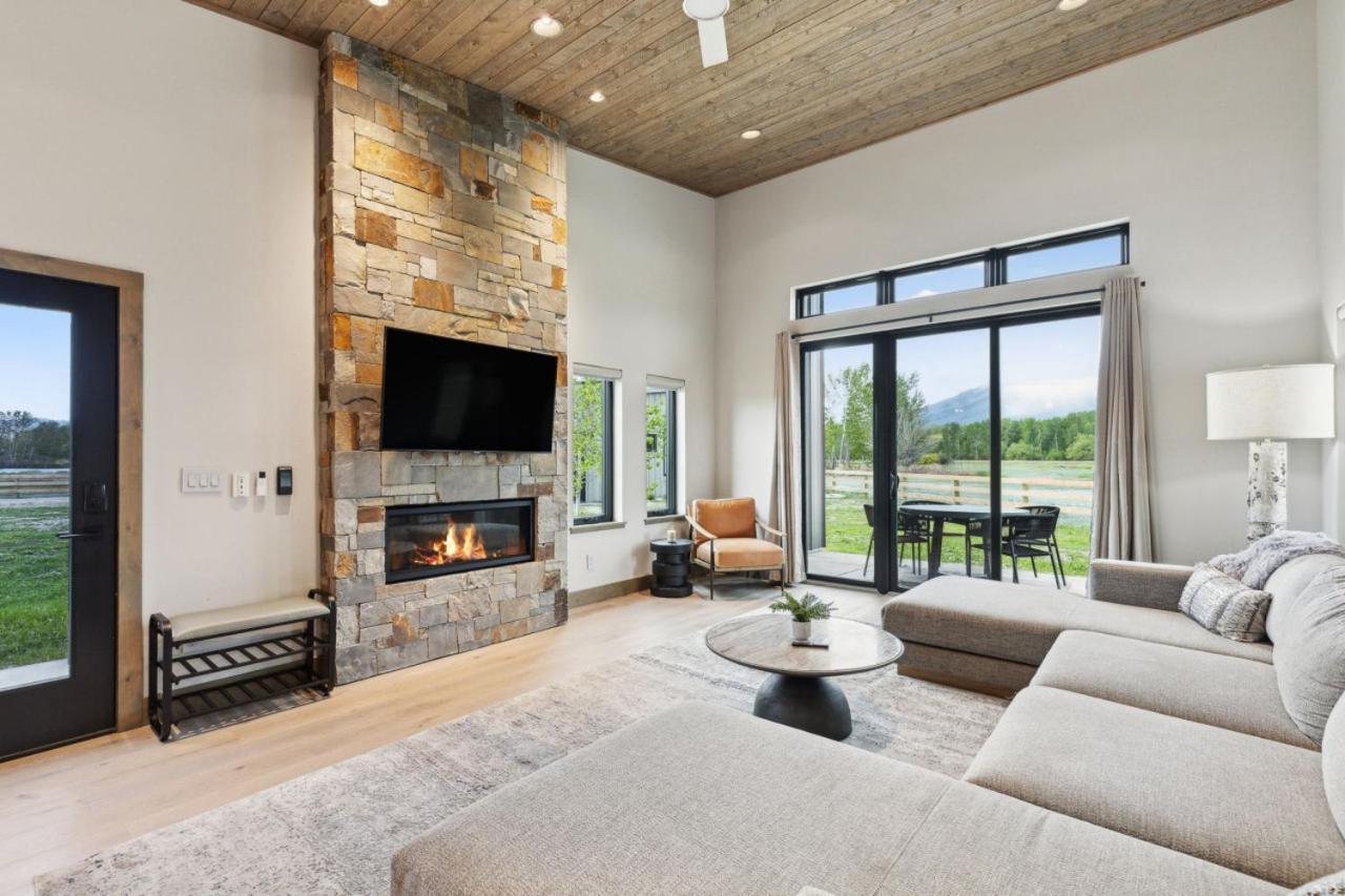 Hamilton Mara Luxury Cabin- Maple מראה חיצוני תמונה