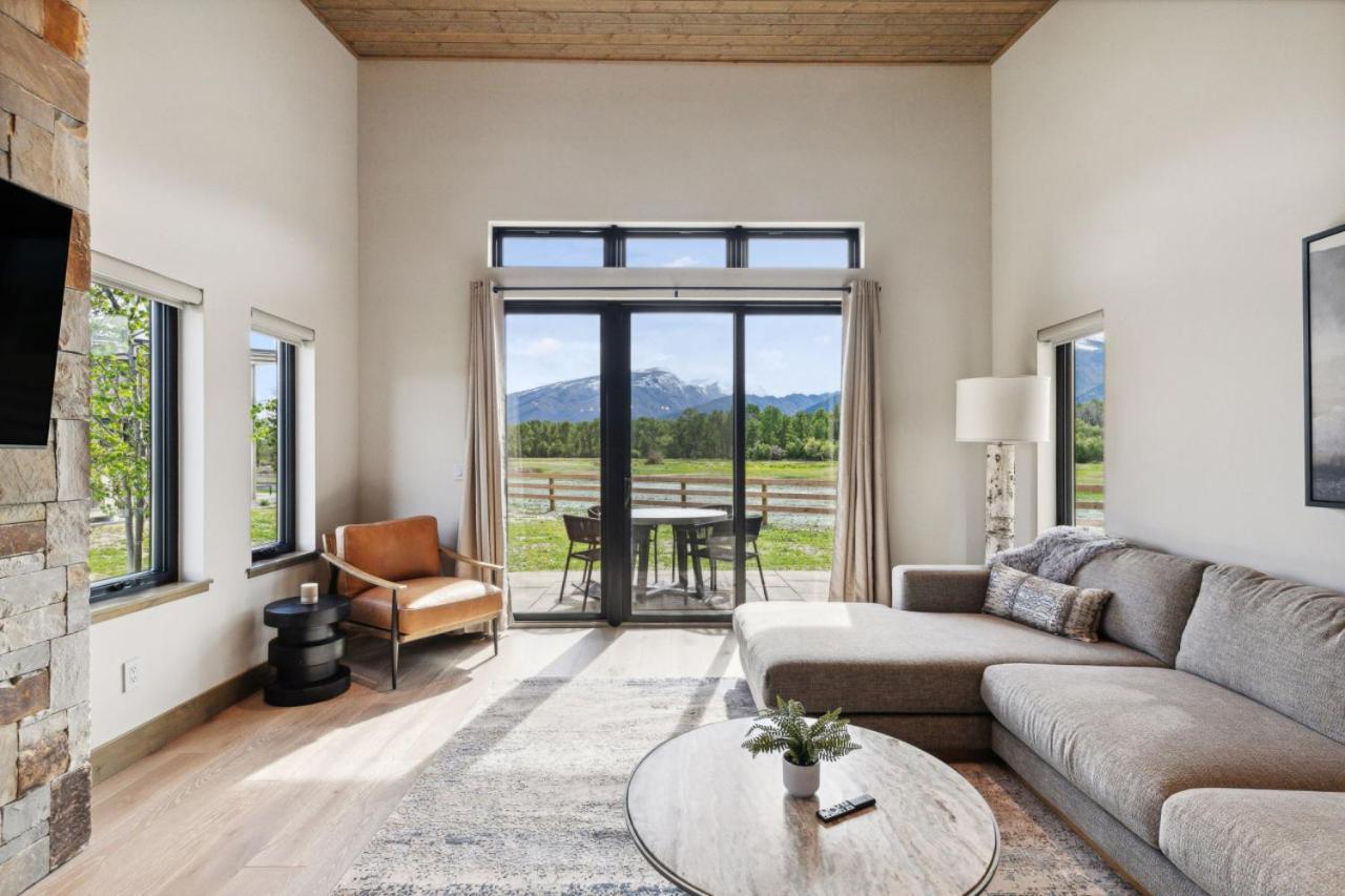 Hamilton Mara Luxury Cabin- Maple מראה חיצוני תמונה