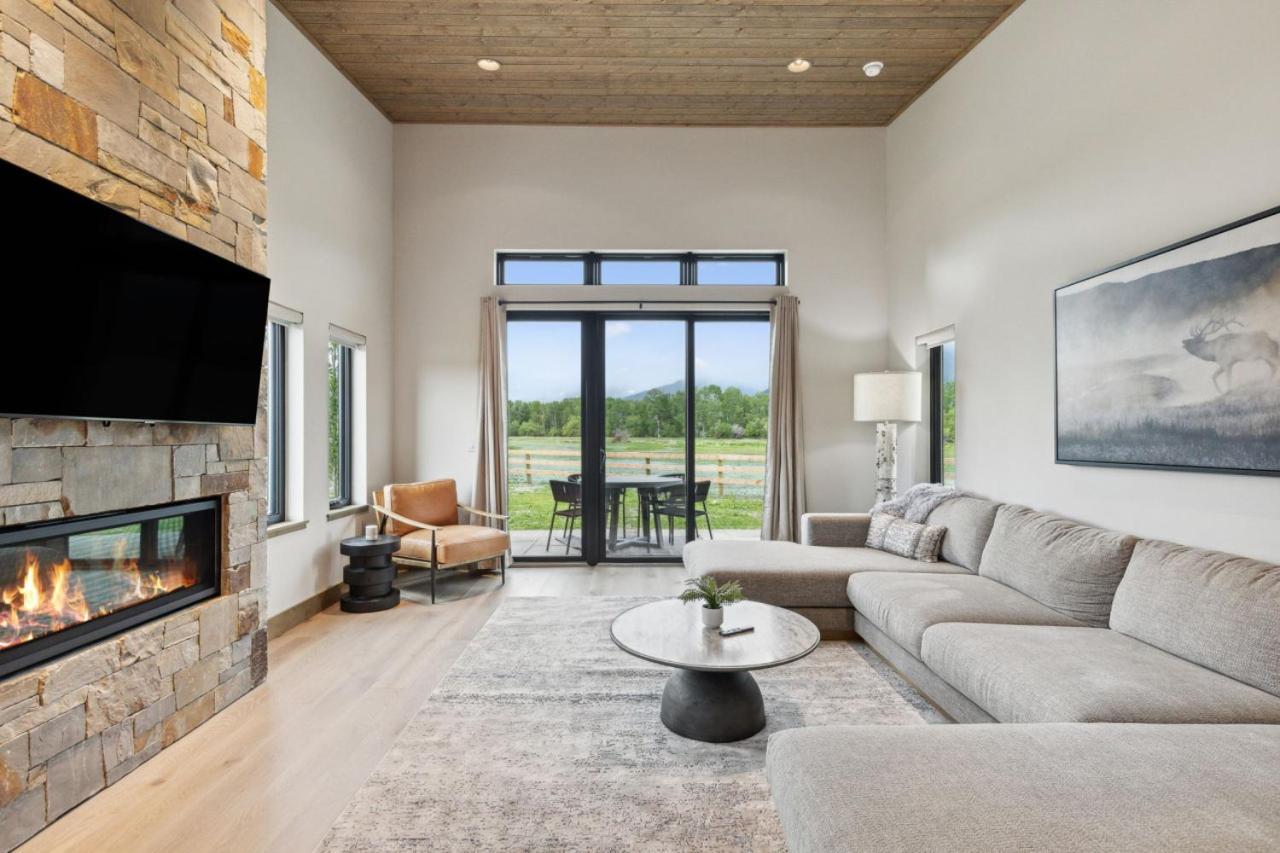 Hamilton Mara Luxury Cabin- Maple מראה חיצוני תמונה
